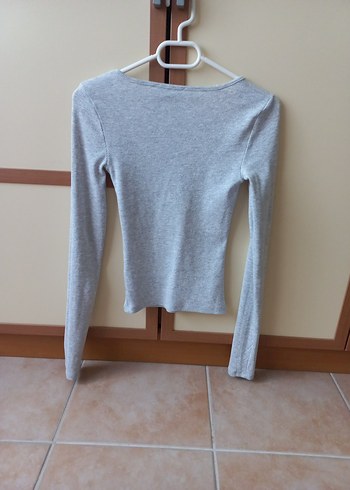 Bershka Uzun Kollu V Yaka Tshirt - Görsel 4