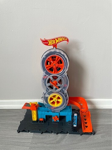  Hotwheels oyuncak