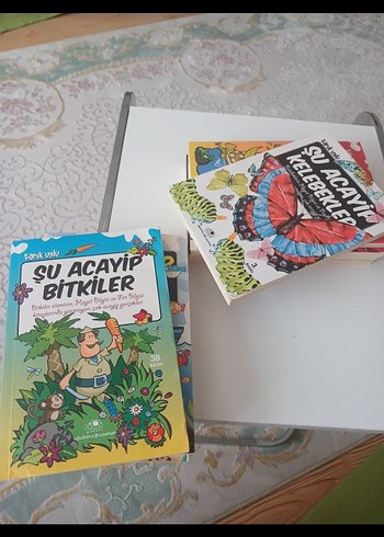 Beden Renk Tank Uslu'dan Şu Acayip Kitap Seti
