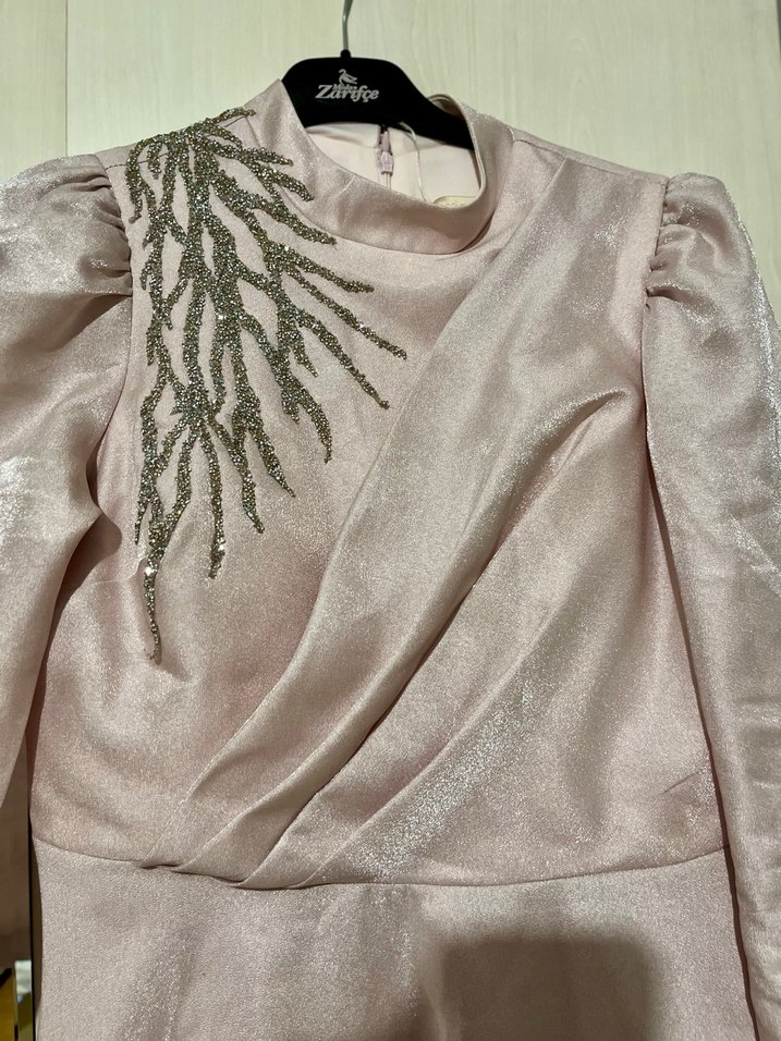 Pembe Parlak Uzun Kollu taşlı Abiye Elbise - Görsel 2