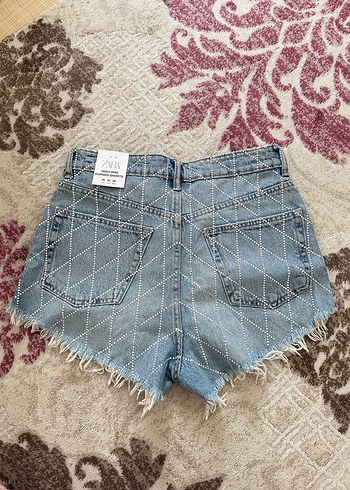 zara high rise taşlı Mini Kot Şort - Görsel 3
