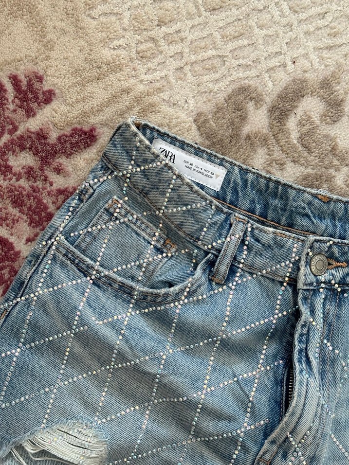 zara high rise taşlı Mini Kot Şort - Görsel 2