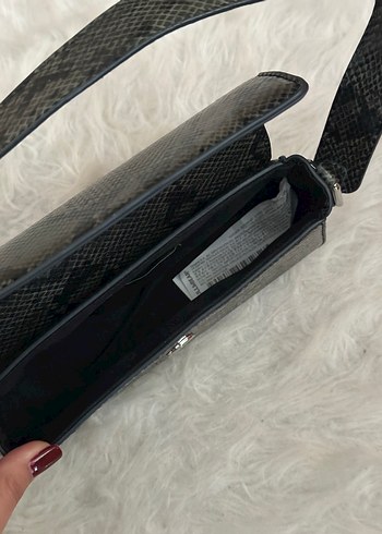 pullbear Yılan Desenli kapaklı Kadın Çanta - Görsel 3