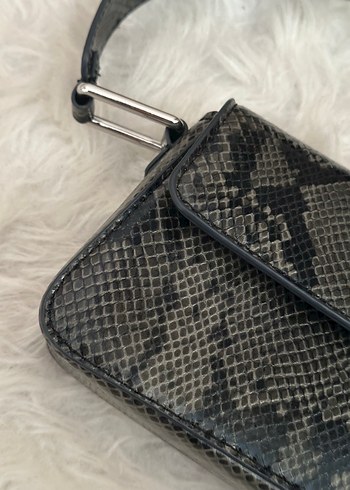 pullbear Yılan Desenli kapaklı Kadın Çanta - Görsel 8