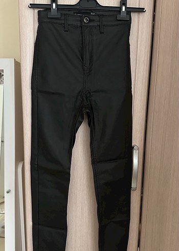 Stradivarius Mumlu Pantolon - Görsel 4