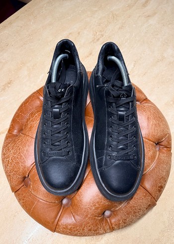 Guess Siyah Deri Sneaker