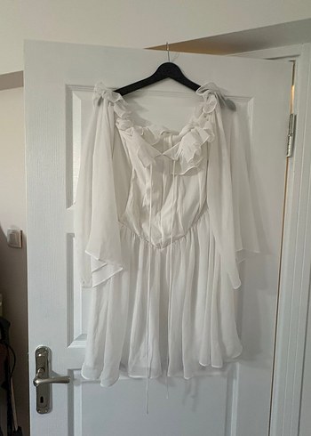 Beyaz Mini Elbise - Görsel 4