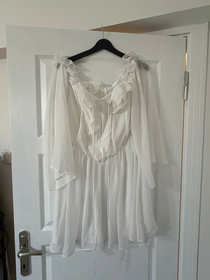 Beyaz Mini Elbise - Görsel 5