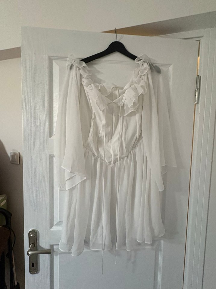 Beyaz Mini Elbise - Görsel 4