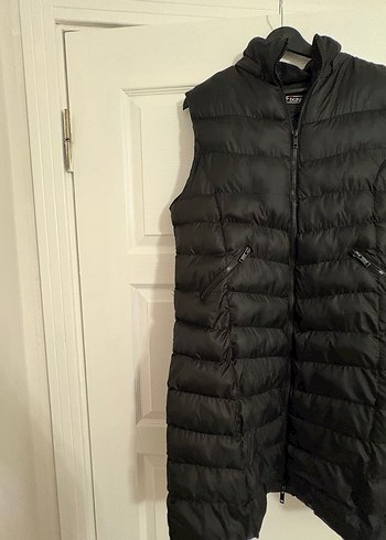 Siyah Fermuarlı Uzun Kadın Yelek - Görsel 3