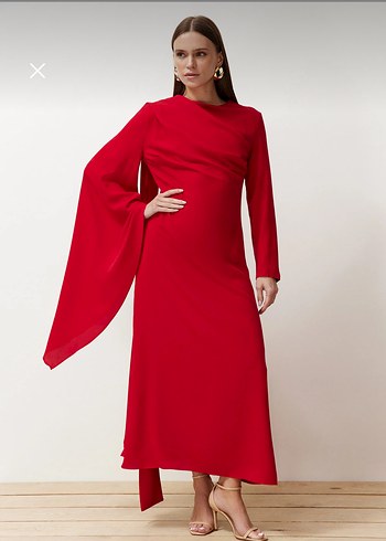 Kırmızı Uzun Drapeli Tesettür Abiye - Görsel 2