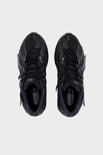 39 Beden New Balance 1906A Black