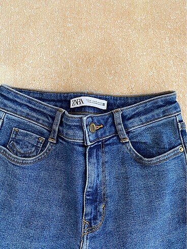 32 Beden lacivert Renk Zara jean pantolon 32 beden