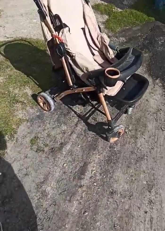 Ç bebek arabası - Görsel 2