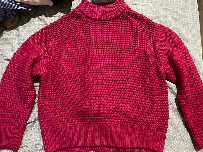H&M Fuşya kazak