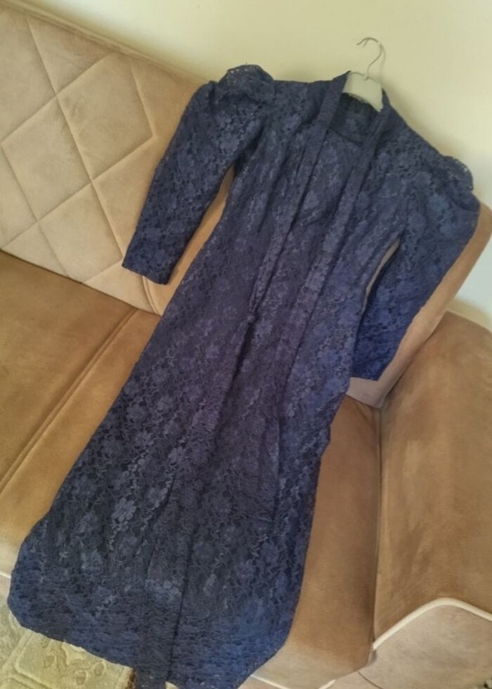 Dantel dar kesim elbise - Görsel 3