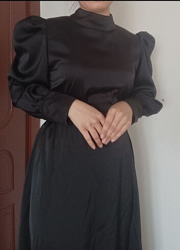 Saten elbise - Görsel 4