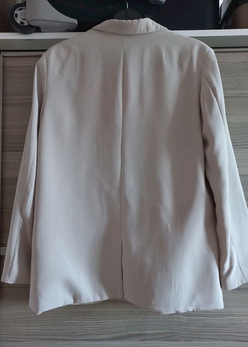m Beden ten rengi Renk pull and bear kadın blazer