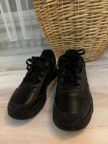 Adidas ayakkabı