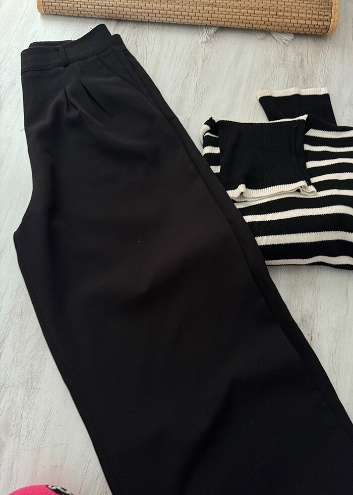 Siyah ikili takım - Görsel 2