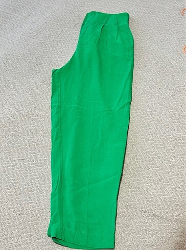 Yeşil Pantolon - Görsel 2