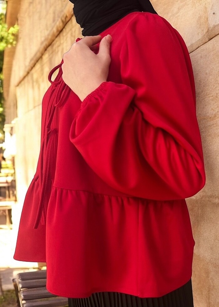 Pat bağcıklı bluz - Görsel 2