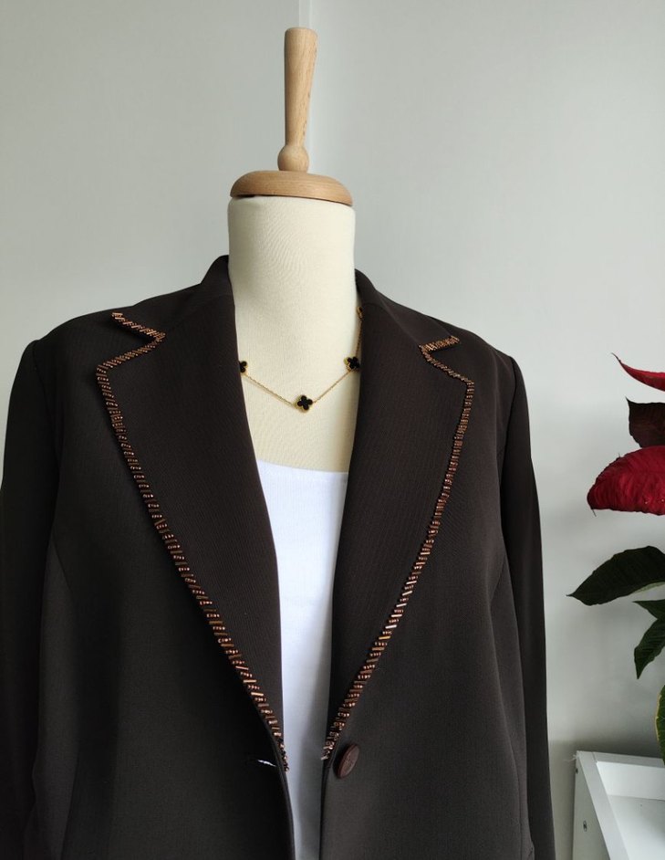 Zincir Detaylı Siyah Uzun Kadın Blazer - Görsel 2