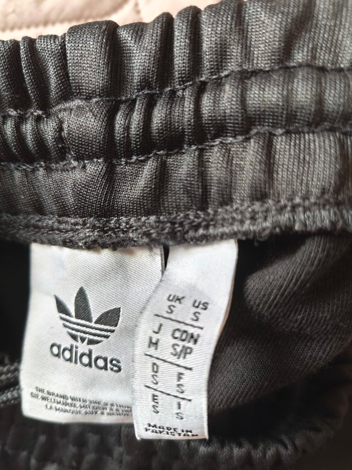 adidas orijinal s beden erkek çocuk eşofman iki kere giyilmiş - Görsel 3