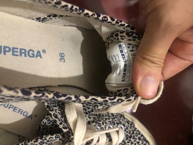 36 Beden Superga spor