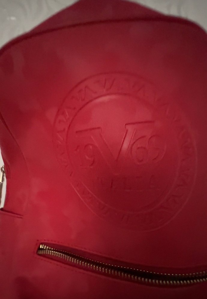 Kırmızı sırt çantası - Görsel 3