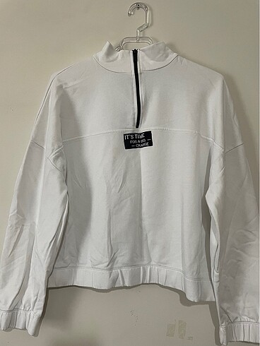 LC Waikiki fermuarlı beyaz sweatshirt