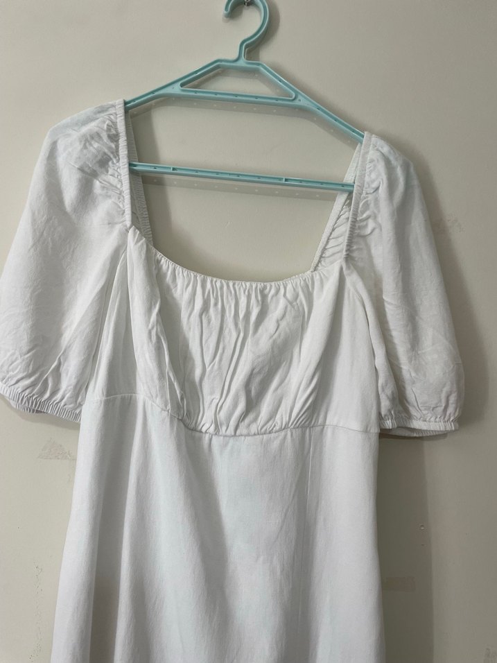 Beyaz Elbise - Görsel 2