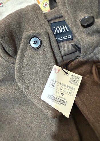 Düğmeli Kapüşonlu Kaban - Görsel 6