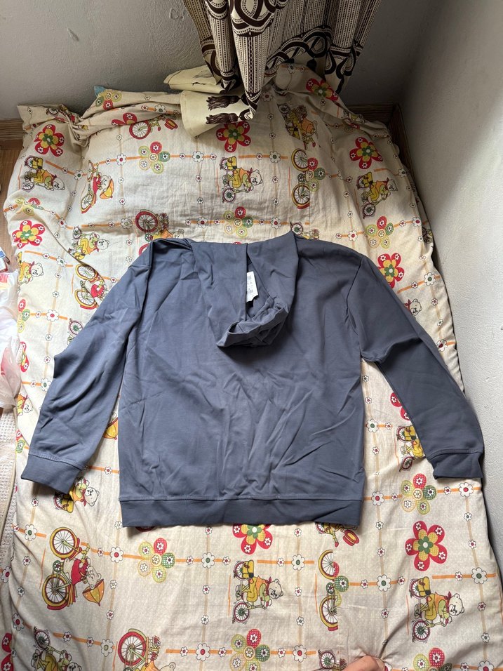 Kapüşonlu sweet - Görsel 2