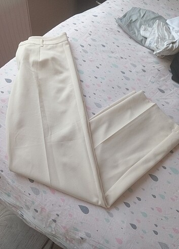 Krem pantalon