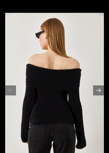 Siyah Madonna Yaka Uzun Kollu Kadın Bluz - Görsel 2