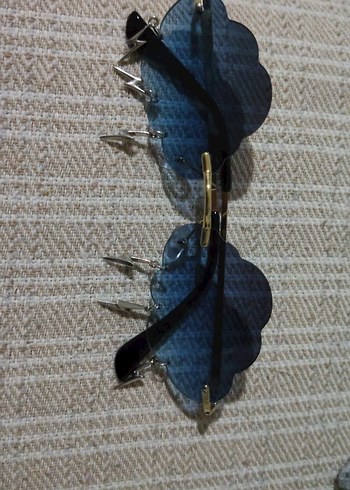 Boncuk Detaylı Siyah Bulut Güneş Gözlüğü - Görsel 4