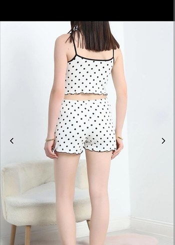 Beyaz Puantiyeli Mini Kadın Pijama Takımı - Görsel 2