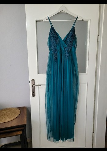 İnce Askılı Nakışlı Turkuaz Uzun Abiye Elbise - Görsel 3