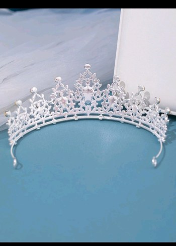 Beyaz Payetli Taç - Görsel 4