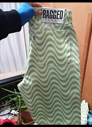 Urban Outfitters Ragged pantolon