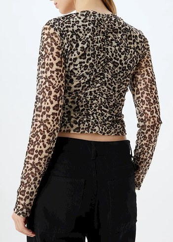 Kahverengi Leopar Desenli Uzun Kollu Bluz - Görsel 3