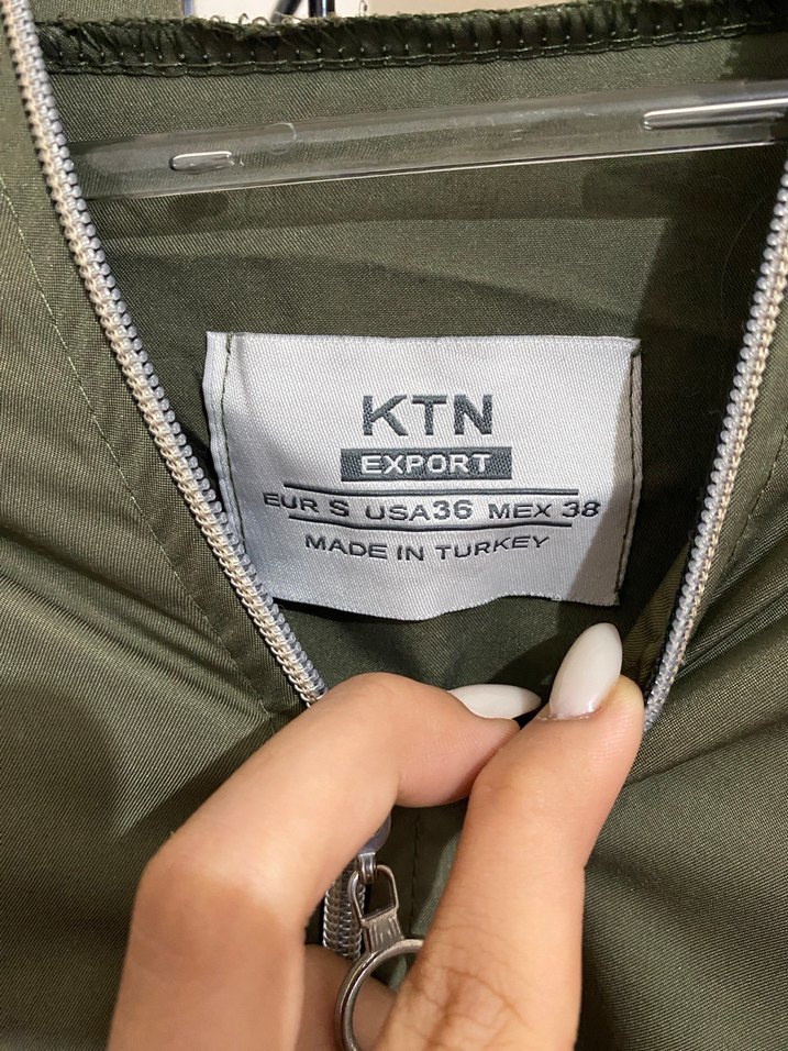 Kapüşonlu Yeşil Rahat Kesim Ceket - Görsel 3