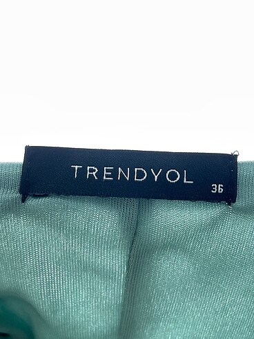 36 Beden yeşil Renk Trendyol & Milla Bluz %70 İndirimli.