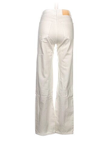 34 Beden Bershka Jean / Kot %70 İndirimli.