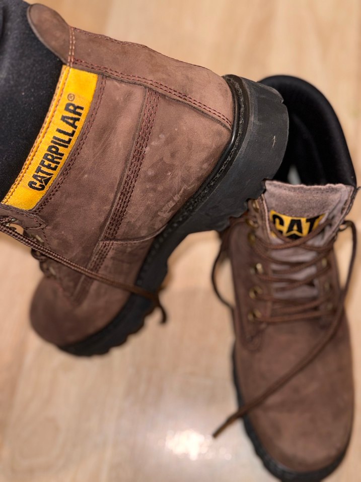 Caterpillar Kahverengi Nubuk Bot - Görsel 3