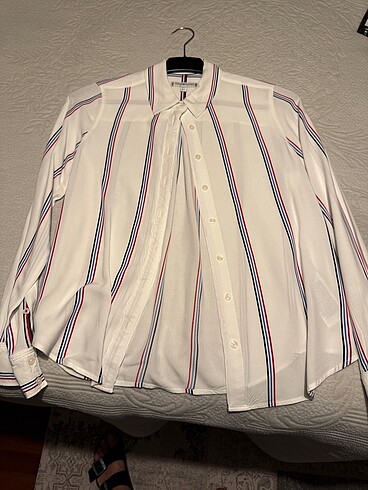 Tommy Hilfiger gömlek