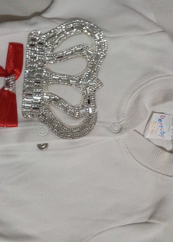 Beyaz Taş İşlemeli Kız Bebek Hastane Tulumu - Görsel 3