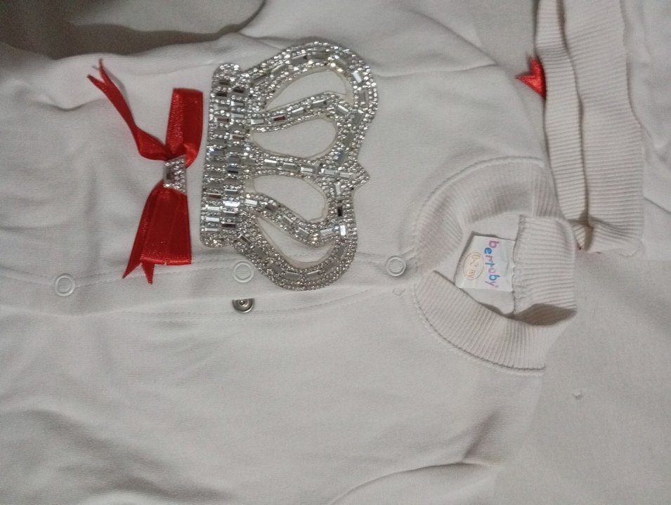 Beyaz Taş İşlemeli Kız Bebek Hastane Tulumu - Görsel 3