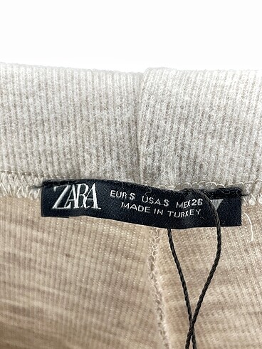 s Beden çeşitli Renk Zara Düz Kesim %70 İndirimli.
